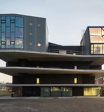 NEST Gebäude